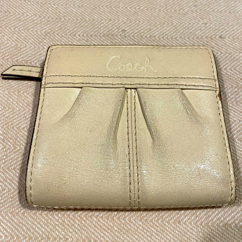 Off-white Coach Small Wallet with change holder